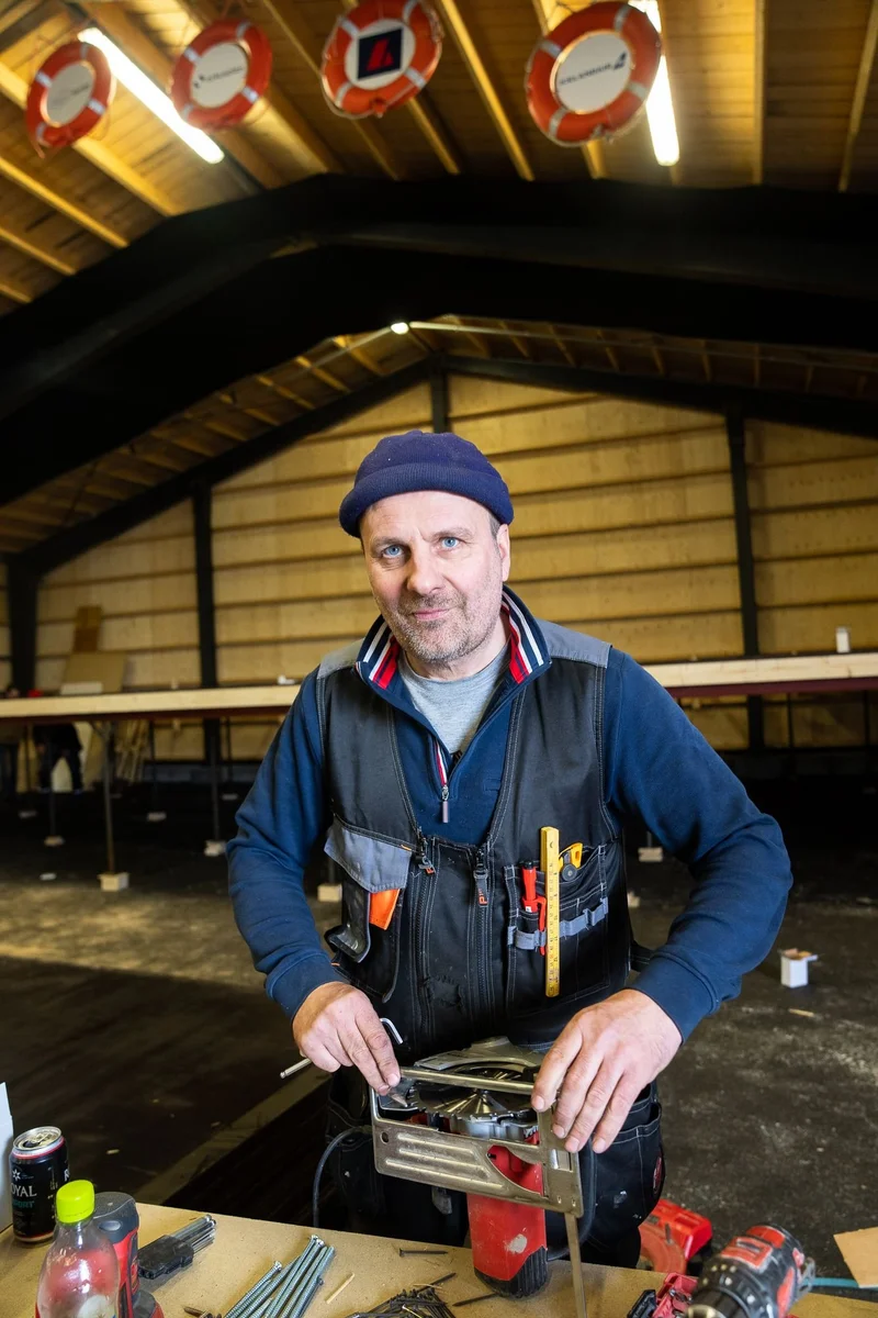 Maður gerir ekki rassgat einn - mynd 141