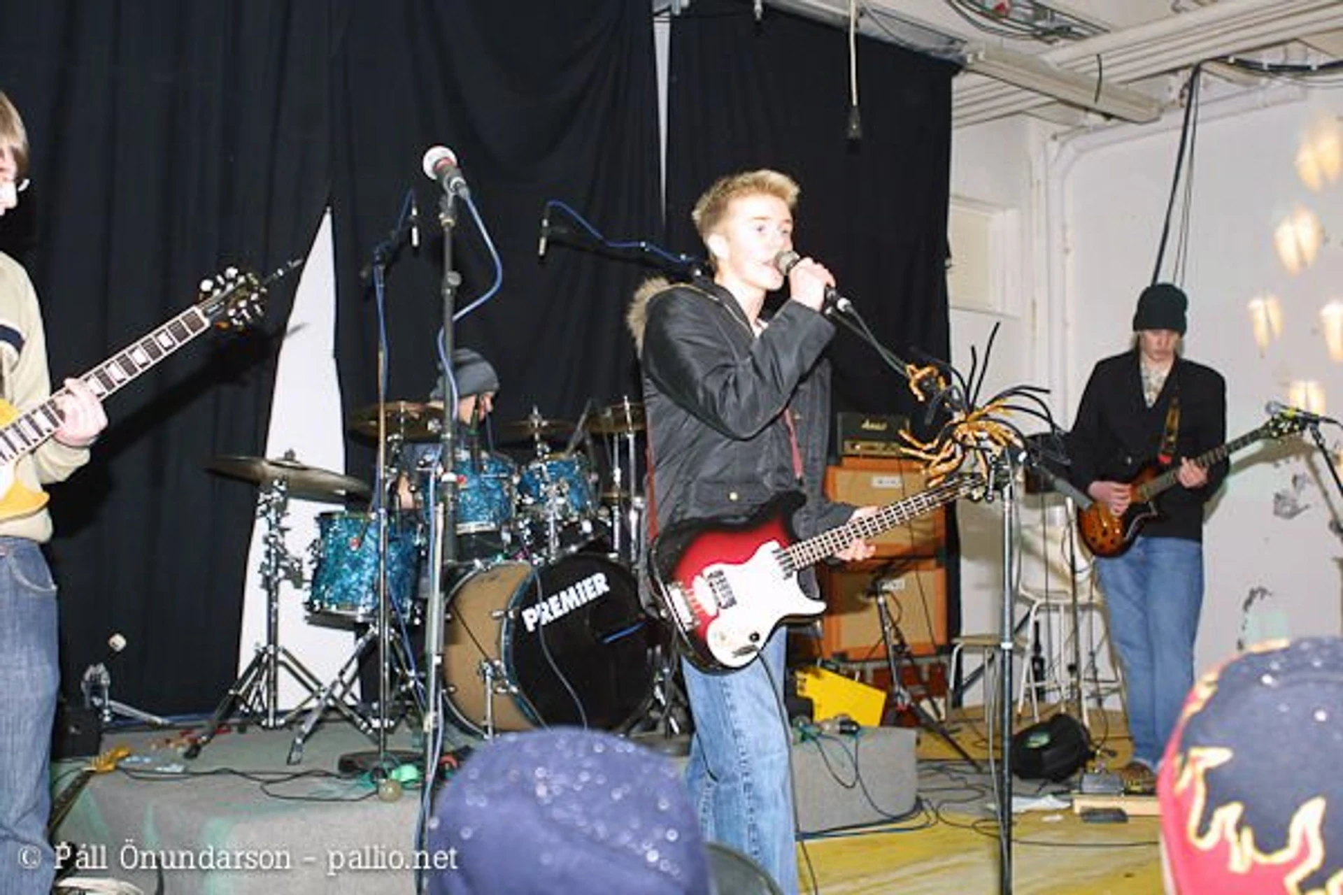 Aldrei fór ég suður 2004