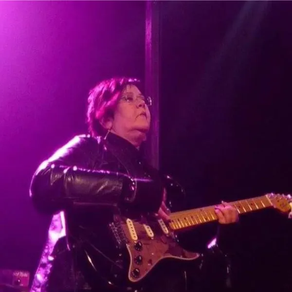 Aldrei trivia - mynd 1